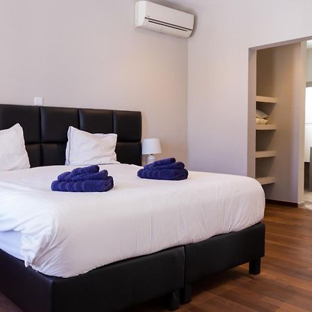 Stylish 4 Bedroom Modern Villa Design, Walking Distance From The Beach Jan Thiel Esterno foto