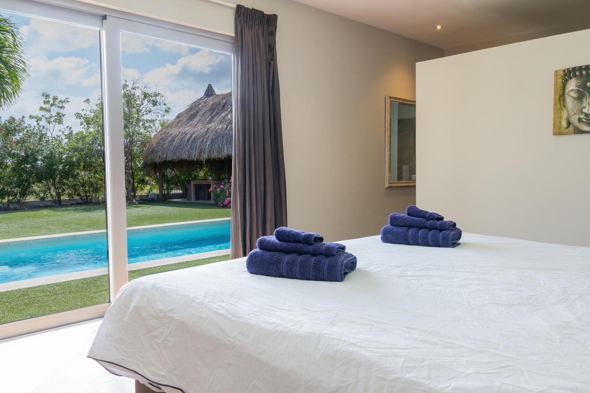 Stylish 4 Bedroom Modern Villa Design, Walking Distance From The Beach Jan Thiel Esterno foto